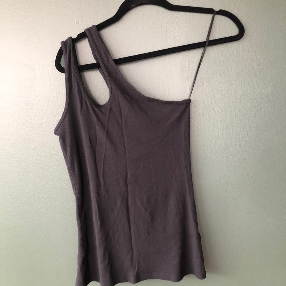 Lululemon asymmetrical tank